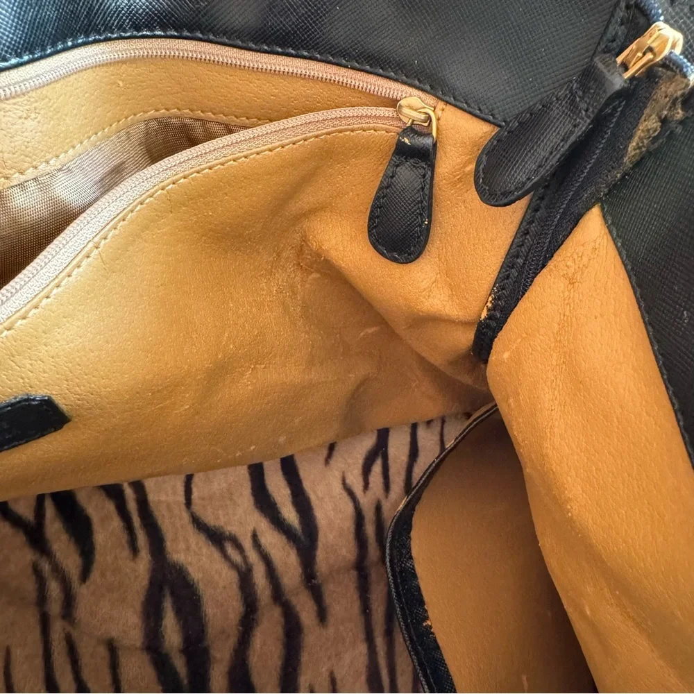 Cece Cord Couture Leather Doggy Duffle RARE! - Picture 16 of 16